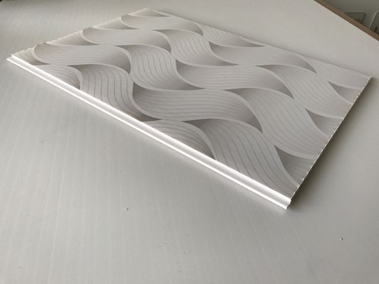 Popüler renkli tasarımlar Tavan ve duvar için PVC panelleri Dalga Yazdırılmış Pvc Banyo Duvar Panelleri Banyo için su geçirmez panel panelleri