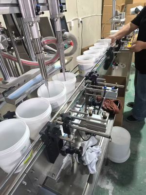 Easy Construct Material Flooring Epoxy Self Leveling Paint For Industrial Floor Epoxy Resin Colored Sand Decorative Floor